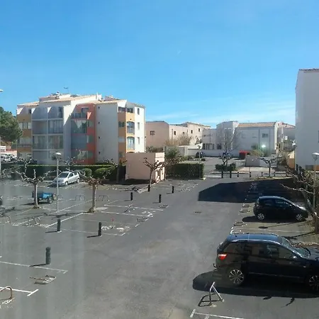A De 21 M² Avec Terrasse Vue Апартаменты Агд